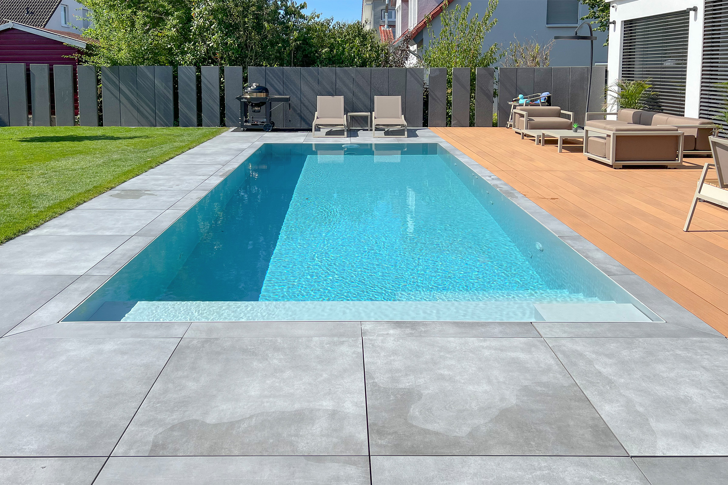 pp-ueberlaufpool-mit-gsa-und-rollladenabdeckung-009 PP-Überlaufpool mit GSA und Rollladenabdeckung