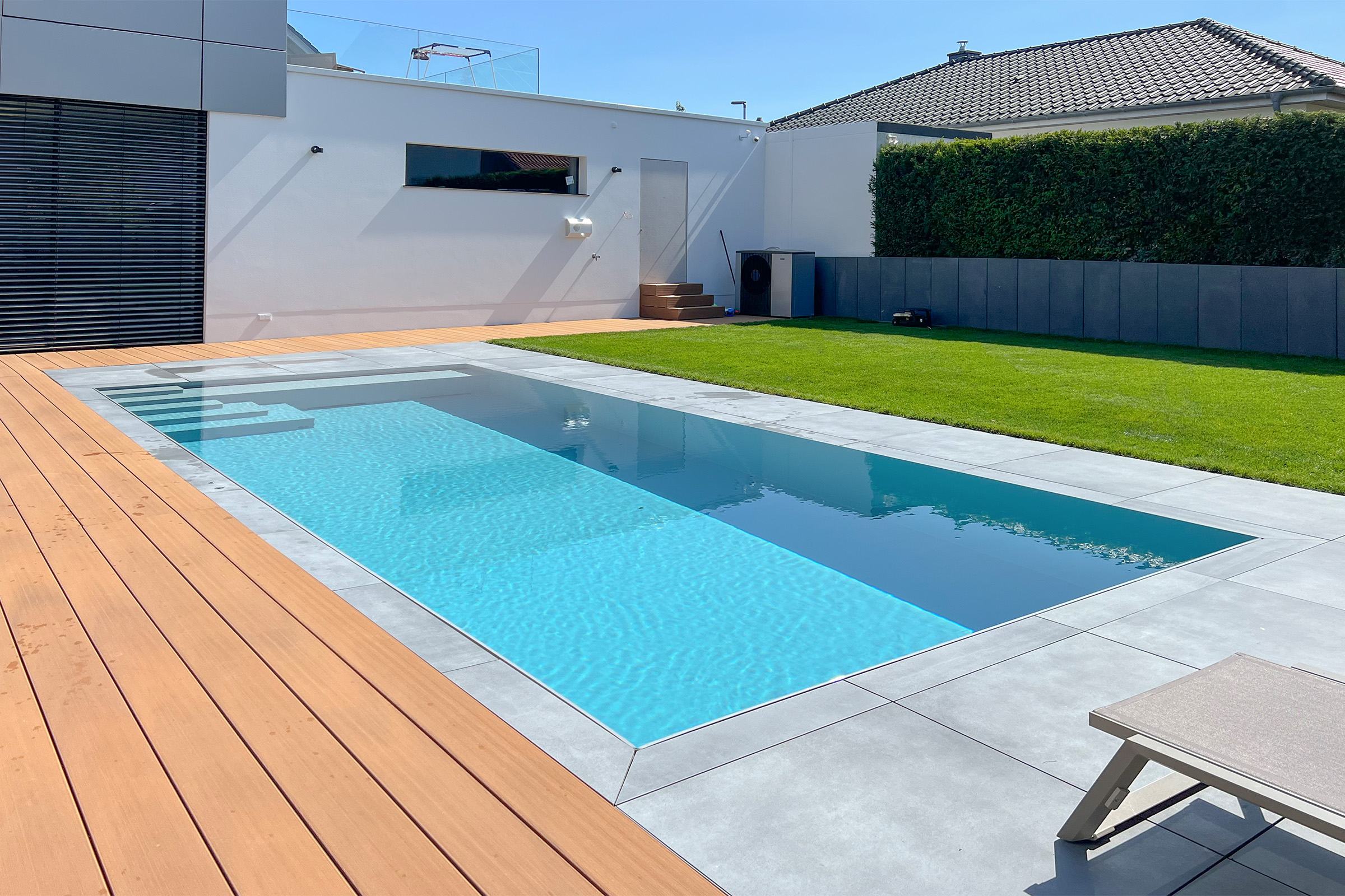 pp-ueberlaufpool-mit-gsa-und-rollladenabdeckung-003 PP-Überlaufpool mit GSA und Rollladenabdeckung